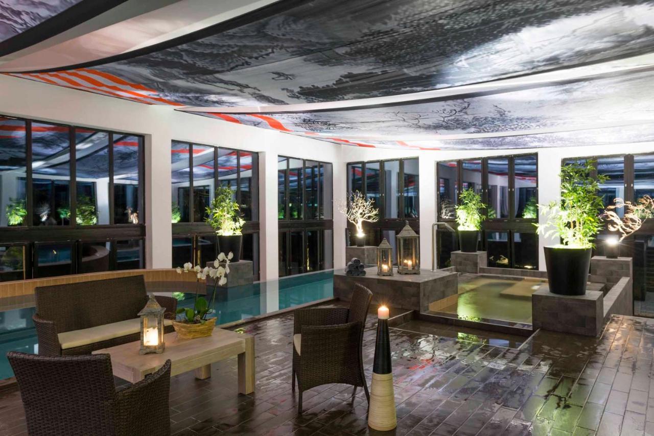 Oxigen Family Hotel Noszvaj Bagian luar foto